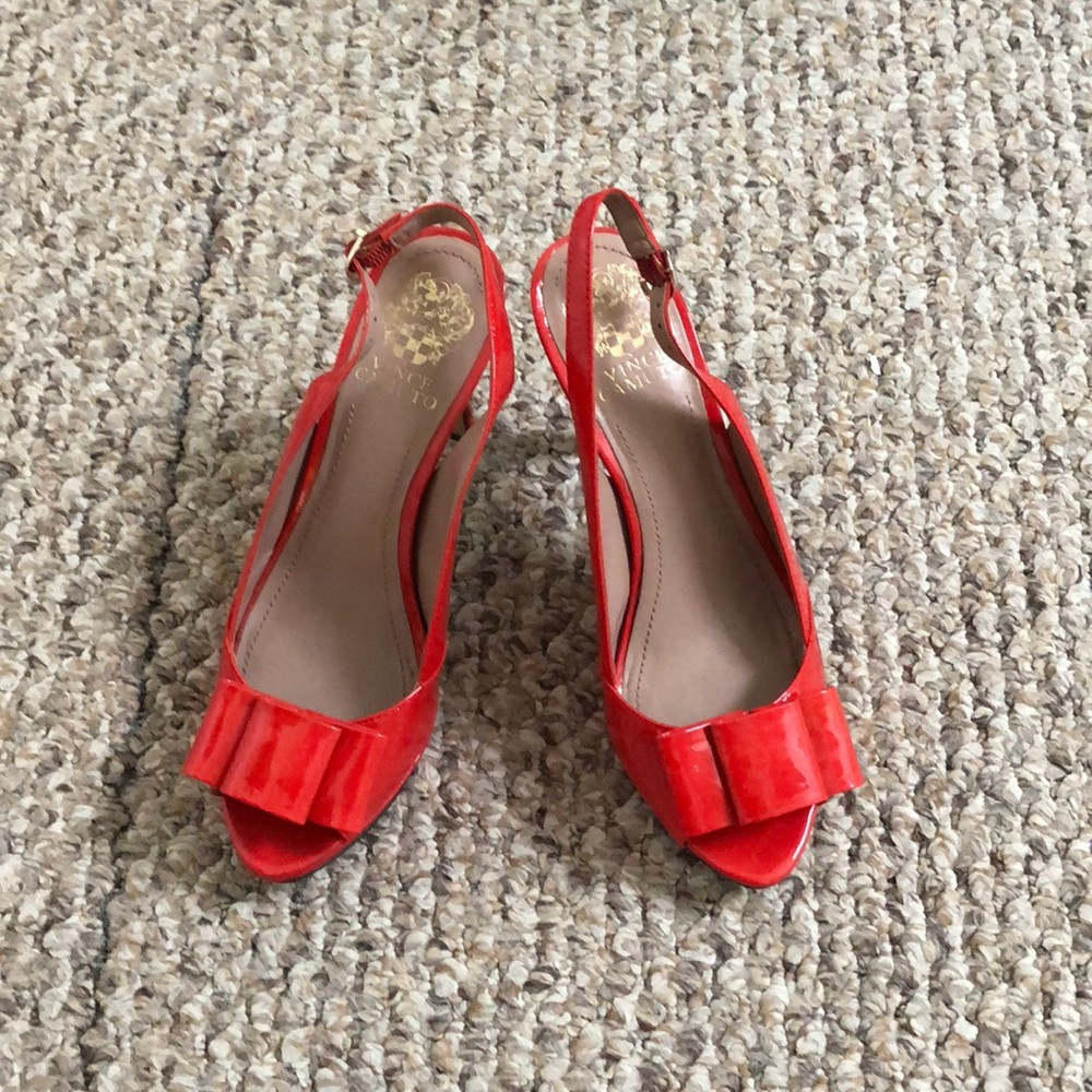 Coral patent leather slingbacks